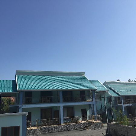 Emerald House غابالا المظهر الخارجي الصورة