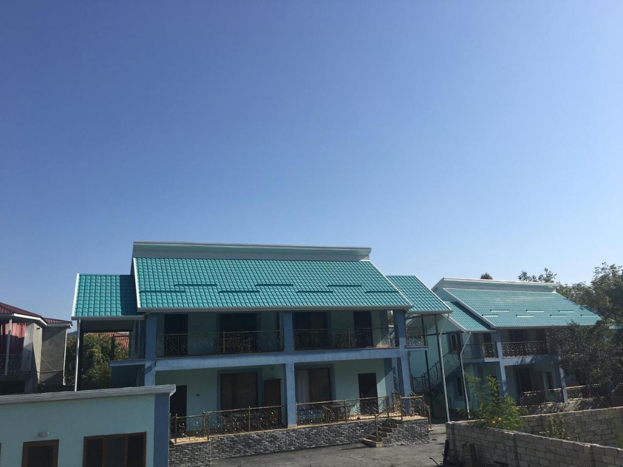 Emerald House غابالا المظهر الخارجي الصورة