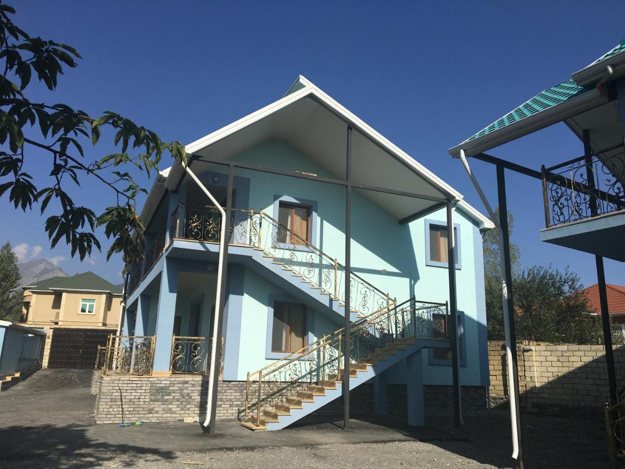 Emerald House غابالا المظهر الخارجي الصورة